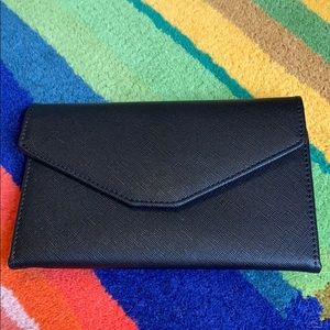 Zoppen Black Travel Wallet